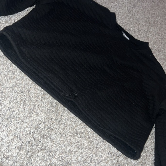 Cropped black crew neck - Picture 3 of 3